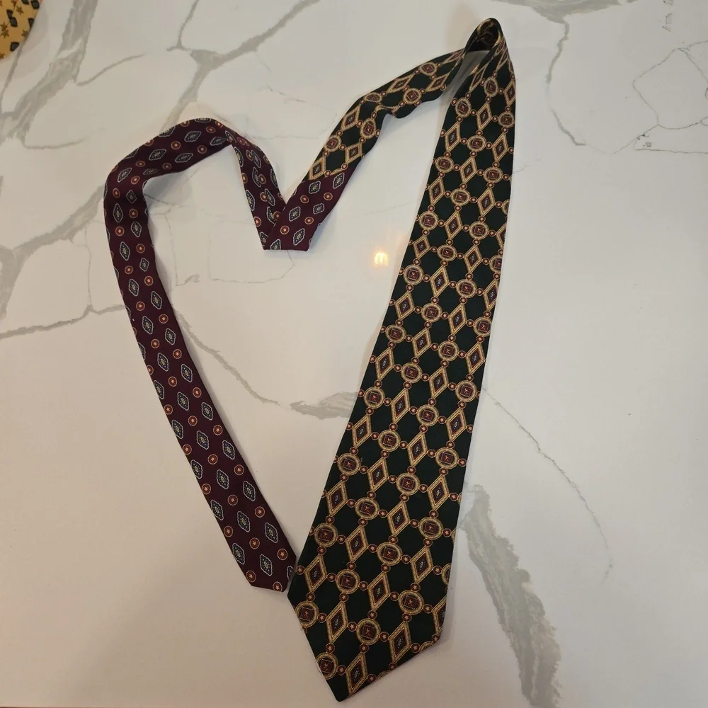 VTG Tommy Hilfiger Imported Silk Paisley Geometric Tie Lot Of 2 Preppy Heritage